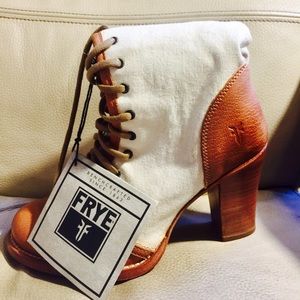 NWT never worn Women's Frye Boots